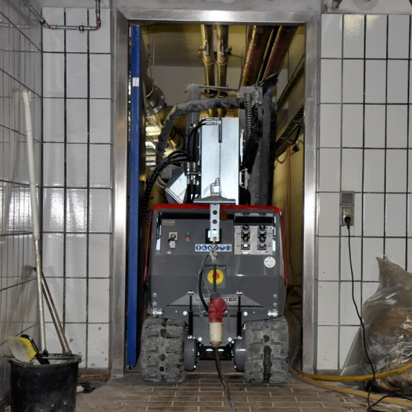 Hydrodemolition Robot narrow tunnel concrete repair