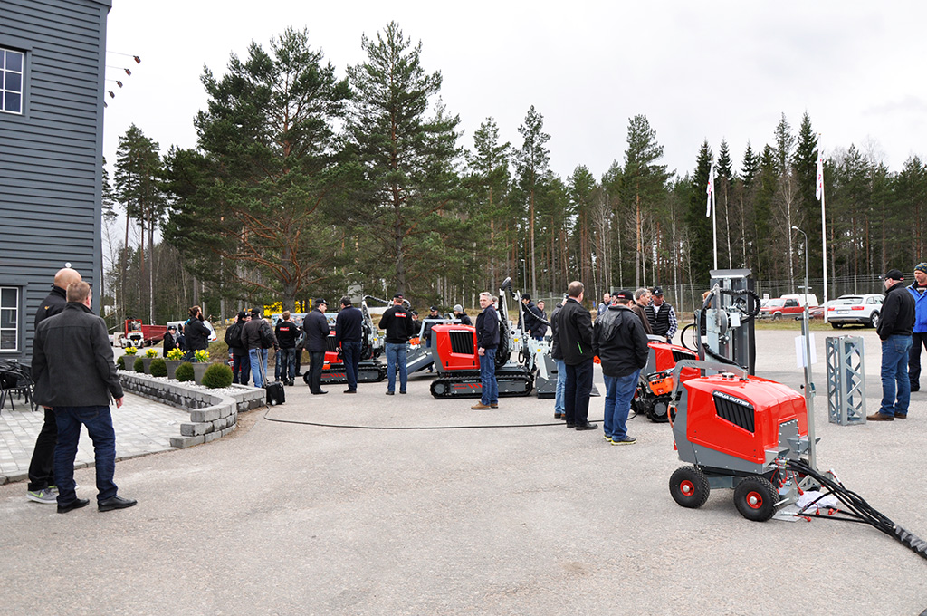 Hydrodemolition days 2015 - Aquajet Systems